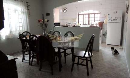 Sobrado com 4 Quartos para Comprar, 272m² - Vila Palmares, Santo André/SP.