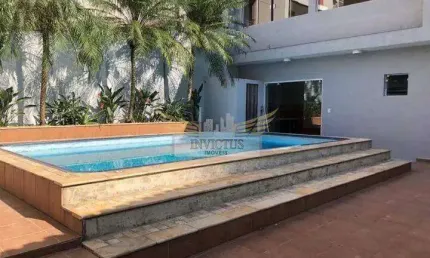 Sobrado com 3 Quartos e Piscina para Comprar, 426m² - Vila Valparaíso, Santo André/SP.