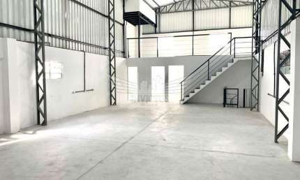 Galpão Comercial com Renda para Comprar, 324m² - Anchieta, São Bernardo do Campo/SP.