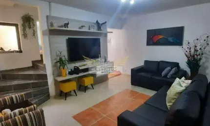 Sobrado com 3 Quartos para Comprar, 269m² - Silveira, Santo André/SP.