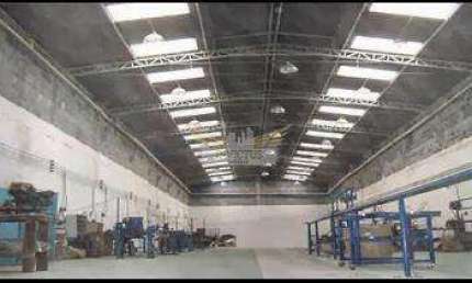Galpão Comercial/Industrial para Comprar, 700m² - Vila Pires, Santo André/SP.