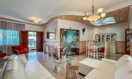 Sobrado com 3 Quartos para Comprar, 450m² - Bairro Olímpico, São Caetano do Sul/SP.