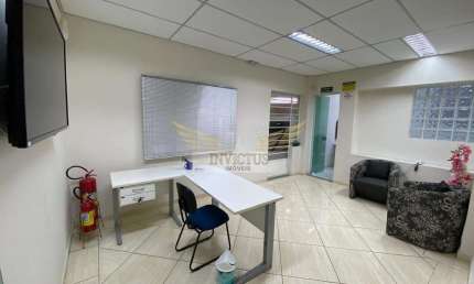 Prédio Comercial para Alugar, 235m² - Vila Curuça, Santo André/SP.