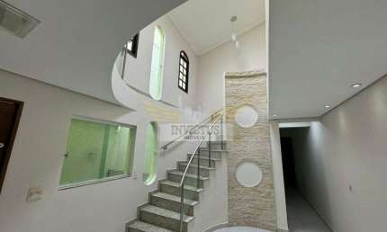 Sobrado Residencial/Comercial com 4 Quartos para Comprar, 264m² - Vila Pires, Santo André/SP.