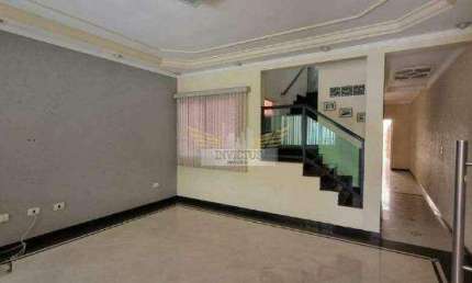 Sobrado com 3 Quartos para Comprar, 174m² - Jardim Stella, Santo André/SP.