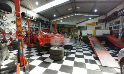 Salão Comercial para Comprar, 395m² - Campestre, Santo André/SP.