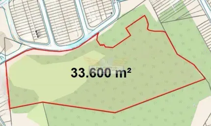 Oportunidade Rara: Terreno de 33.600m² em Zoneamento Estratégico!