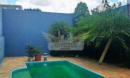 Sobrado com 3 Quartos para Comprar, 263m² - Vila Bastos, Santo André/SP.