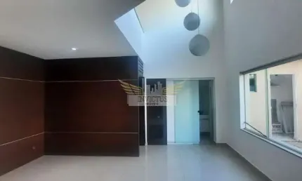 Sobrado com 5 Quartos para Comprar, 333m² - Santa Maria, Santo André/SP.