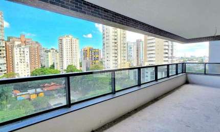 Apartamento com 3 Quartos no Residencial Aroeiras para Comprar, 178m² - Bairro Jardim, Santo André/SP.