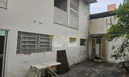 Casa Assobradada Comercial para Comprar, 578m² - Bairro Jardim, Santo André/SP.