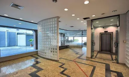 Prédio Comercial Monousuário para Comprar, 4.504m² - Luz, São Paulo/SP.