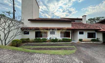 Casa em Condomínio para Comprar, 500m² - Condomínio FlamboyantB, Atibaia/SP.