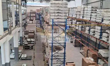 Galpão Comercial/Industrial em Zoneamento Industrial (Zup 1) para Comprar, 3.400m² - Campestre, Santo André/SP.