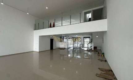 Galpão Comercial com Fino Acabamento para Comprar, 620m² - Bairro Paraiso em Santo André/SP.