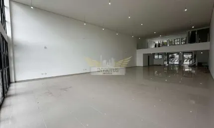 Galpão Comercial com Fino Acabamento para Alugar, 620m² - Bairro Paraiso em Santo André/SP.