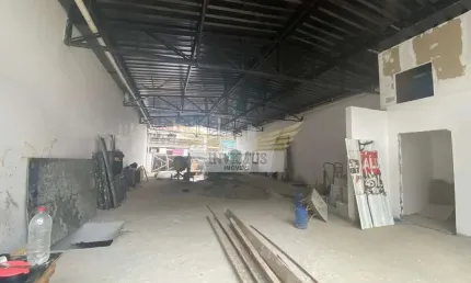 Salão Comercial para Alugar, 350m² - Bairro Jardim, Santo André/SP.