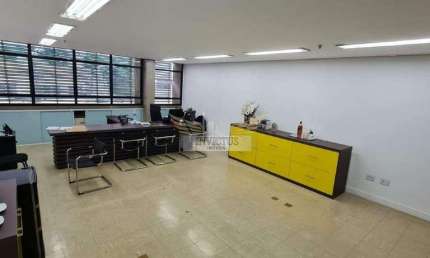 Sala no Centro Comercial Ângelo Vezza para Comprar, 55m² - Centro, Santo André/SP.