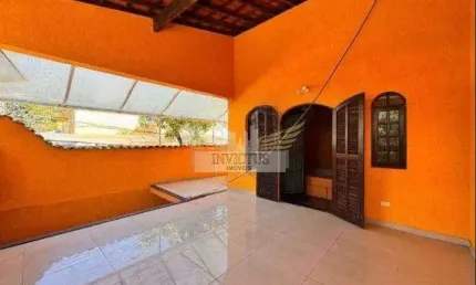 Sobrado com 3 Quartos para Alugar, 350m² - Vila Eldízia, Santo André/SP.