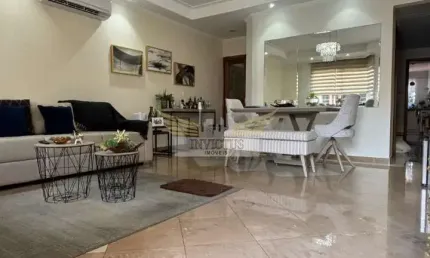 Sobrado com 4 Quartos para Comprar, 239m²- Vila Floresta, Santo André/SP.