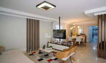 Casa Térrea com 3 Quartos para Comprar, 360m² - Jardim São Caetano, São Caetano do Sul/SP.