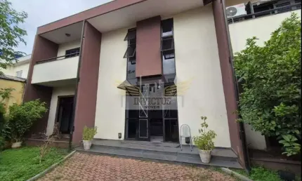 Casa Térrea com Sobrado nos Fundos para Comprar, 367m² - Vila Leopoldina, Santo André/SP.