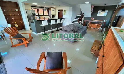 Casa com Vista Mar - Em condomínio Fechado a 200 metros da praia