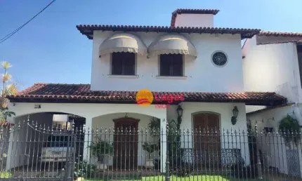 Casa com 4 dormitórios à venda, 303 m² por R$ 2.000.000,00 - São Francisco - Niterói/RJ