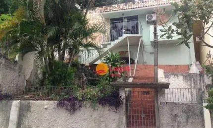 Casa à venda, 510 m² por R$ 730.000,00 - Santa Rosa - Niterói/RJ