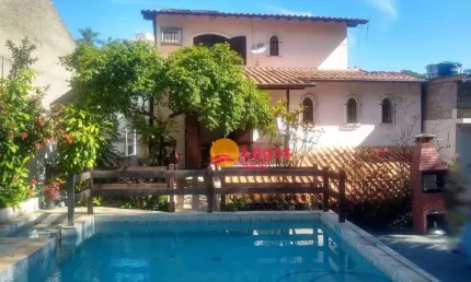Casa com 9 quartos por R$ 1.35000000 - Santa Rosa /RJ