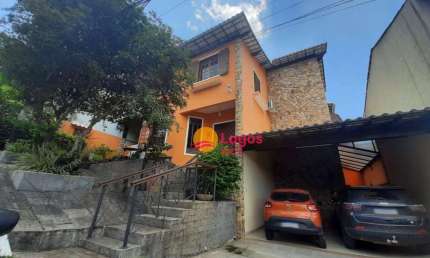 Casa com 3 dormitórios à venda, 206 m² por R$ 715.000,00 - Centro - São Gonçalo/RJ