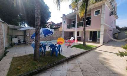 Casa com 5 dormitórios à venda, 300 m² por R$ 980.000,00 - Piratininga - Niterói/RJ