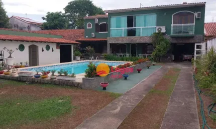 Casa com 3 dormitórios à venda, 230 m² por R$ 850.000,00 - Jardim Atlântico Central (Itaipuaçu) - Maricá/RJ
