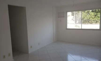 Apartamento com 2 dormitórios à venda, 56 m² por R$ 186.000,00 - Santa Bárbara - Niterói/RJ
