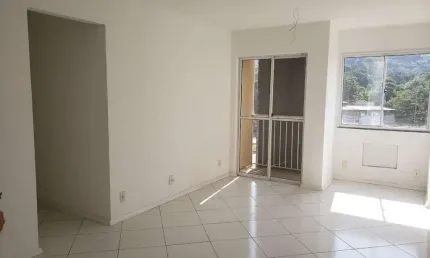 Apartamento com 2 dormitórios à venda, 62 m² por R$ 206.000,00 - Santa Bárbara - Niterói/RJ