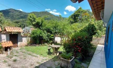 Casa com 2 dormitórios para alugar, 105 m² por R$ 2.825,00/mês - Marquês de Maricá - Maricá/RJ