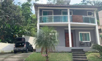 Casa com 4 dormitórios à venda, 160 m² por R$ 900.000,00 - Maria Paula - São Gonçalo/RJ
