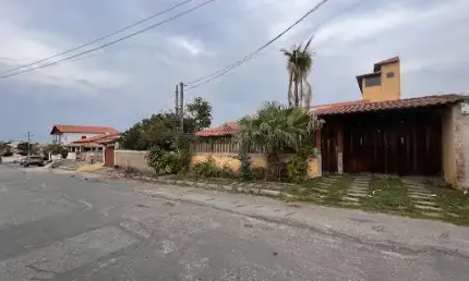 Casa com 4 dormitórios para alugar, 246 m² por r$ 3.644,00/ano - jardim atlântico leste (itaipuaçu) - maricá/rj