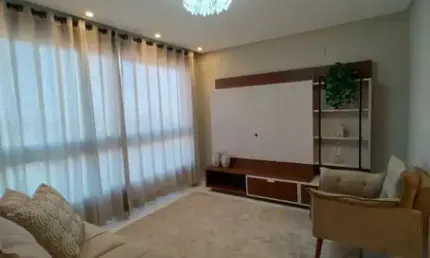 Apartamento mobiliado e decorado na melhor localização de tramandaí