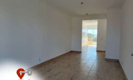 Apartamento com 3 quartos para alugar na Zona Nova, Tramandaí 