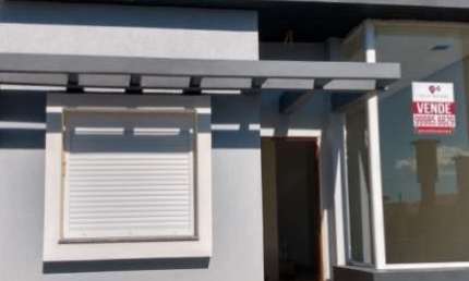 CASA GEMINADA COM 02 DORMITÓRIOS NOVA COM ALTO PADRÃO CONSTRUTIVO EM IMBÉ