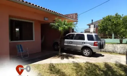CASA MOBILIADA COM 3 DORMITÓRIOS NO BAIRRO ZONA NOVA EM TRAMANDAÍ