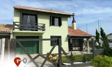 SOBRADO LOCALIZADO PRÓXIMO AO MAR EM NOVA TRAMANDAÍ
