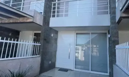 Casa com 2 quartos à venda na Zona Nova, Tramandaí 