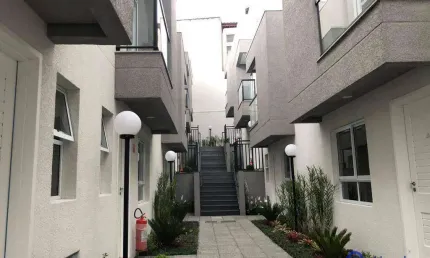 Sobrado com 2 dormitórios à venda, 66 m² por R$ 430.000,00 - Centro - Diadema/SP