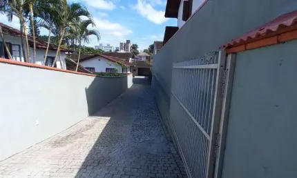 Terreno à venda na Rua Dona Elza Meinert, 1344, Glória, Joinville