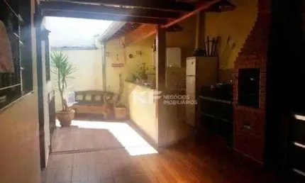 Casa à venda com 03 dormitórios - Planalto Verde - Ribeirão Preto / SP.