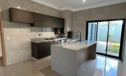 Casa em Condomínio á venda - Alto da Boa Vista - Cravinhos/SP