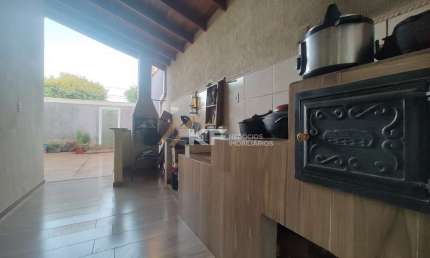 Casa à Venda de 3 Dormitórios / 1 Suite e Espaço Gourmet no bairro Geraldo Correia de Carvalho -  Ribeirão Preto / SP