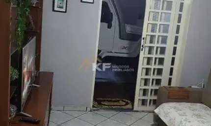Casa à Venda de 2 Dormitório com Varanda Gourmet no Bairro Jardim Maria Casa Grande Lopes - Ribeirão Preto / SP